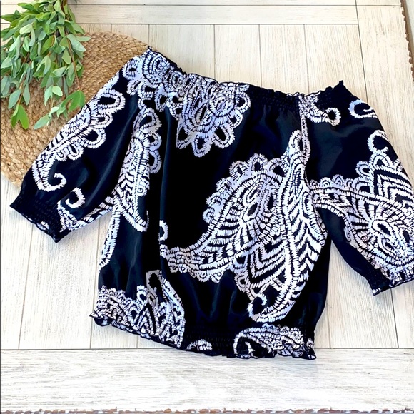 White House Black Market Tops - White House Black Market off the shoulder blouse L